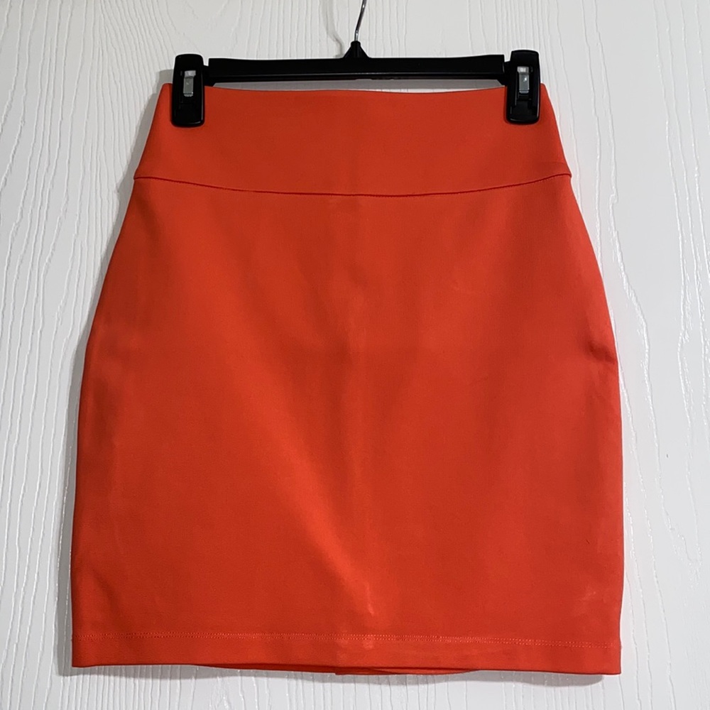 Bebe mini skirt - xs - NWT